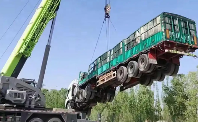 唐山道路脱困救援案例